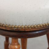 Piano stool