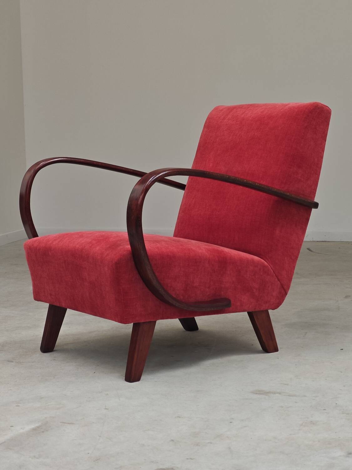H410 Type C Powder Pink Armchair by Jindrich Halabala for Thonet 1930
