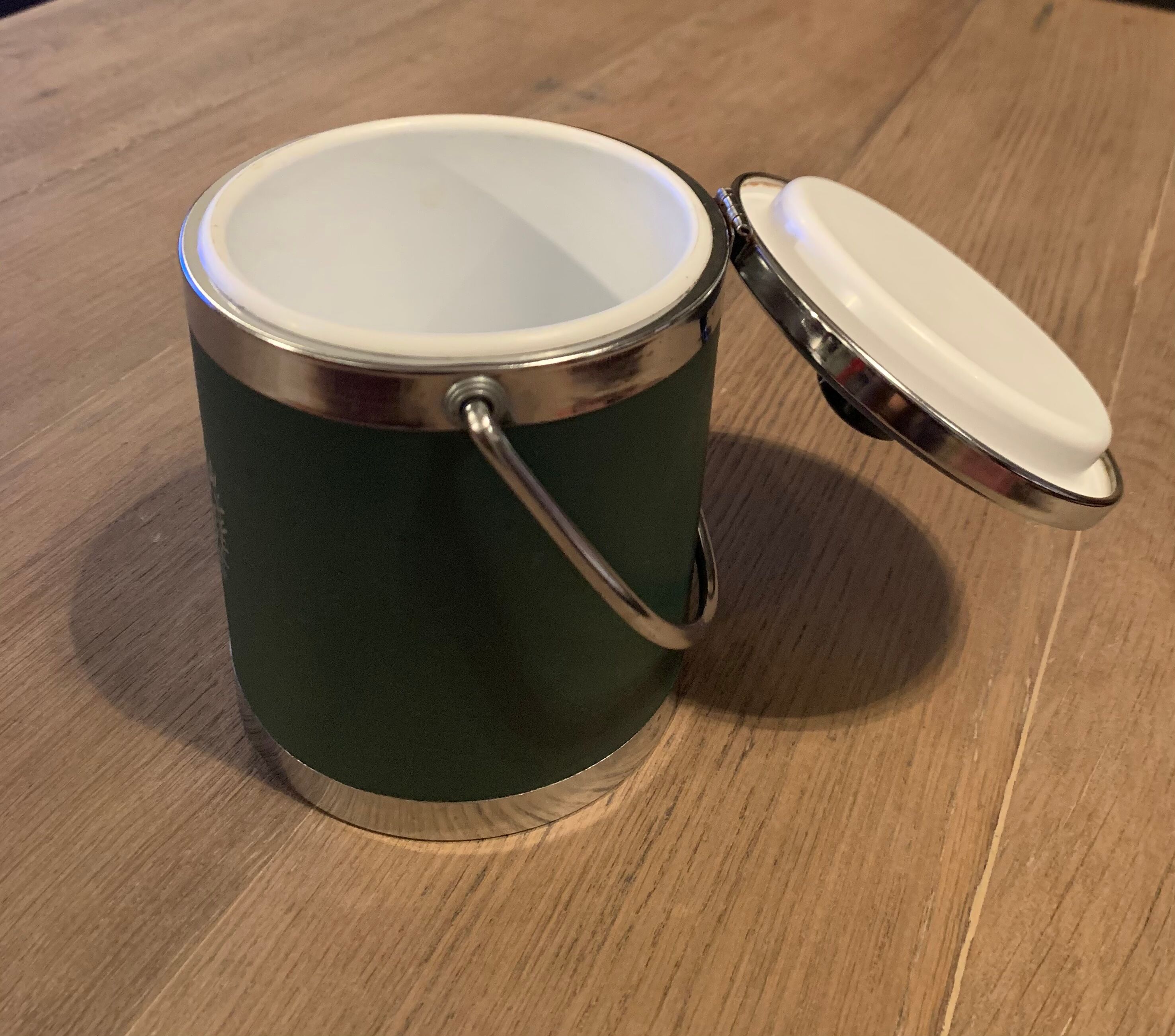 Vintage ice bucket 50