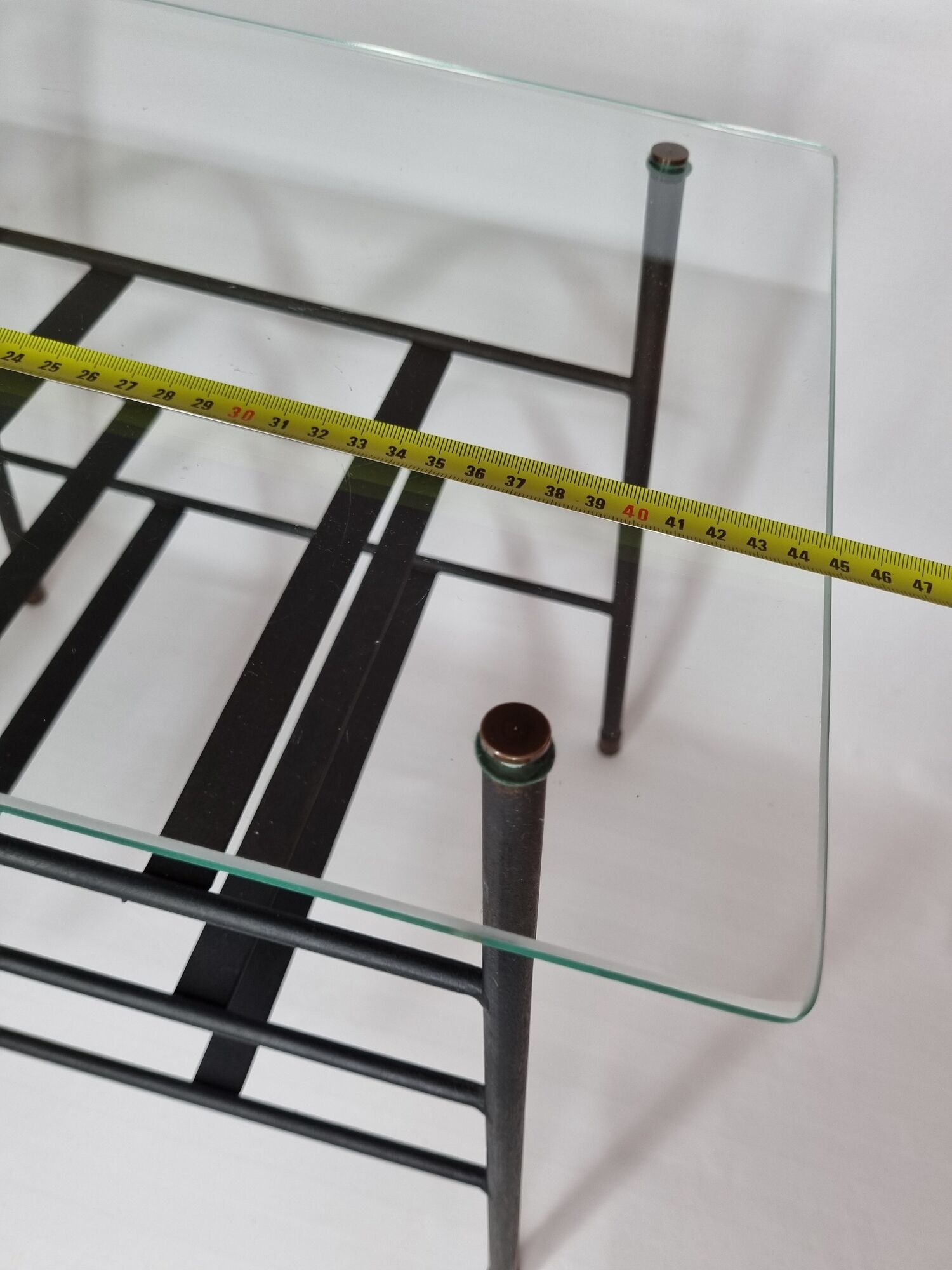 Vintage coffee table and door reviewed in glass and metal, 50s