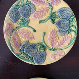 Set de 6 assiettes en barbotine vers 1930