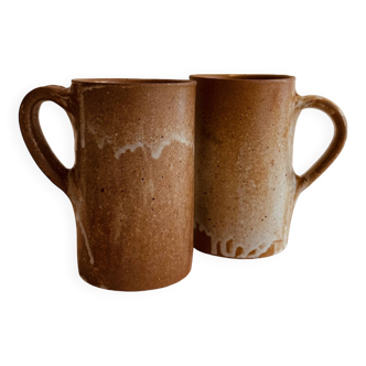 Set of 2 vintage stoneware mugs
