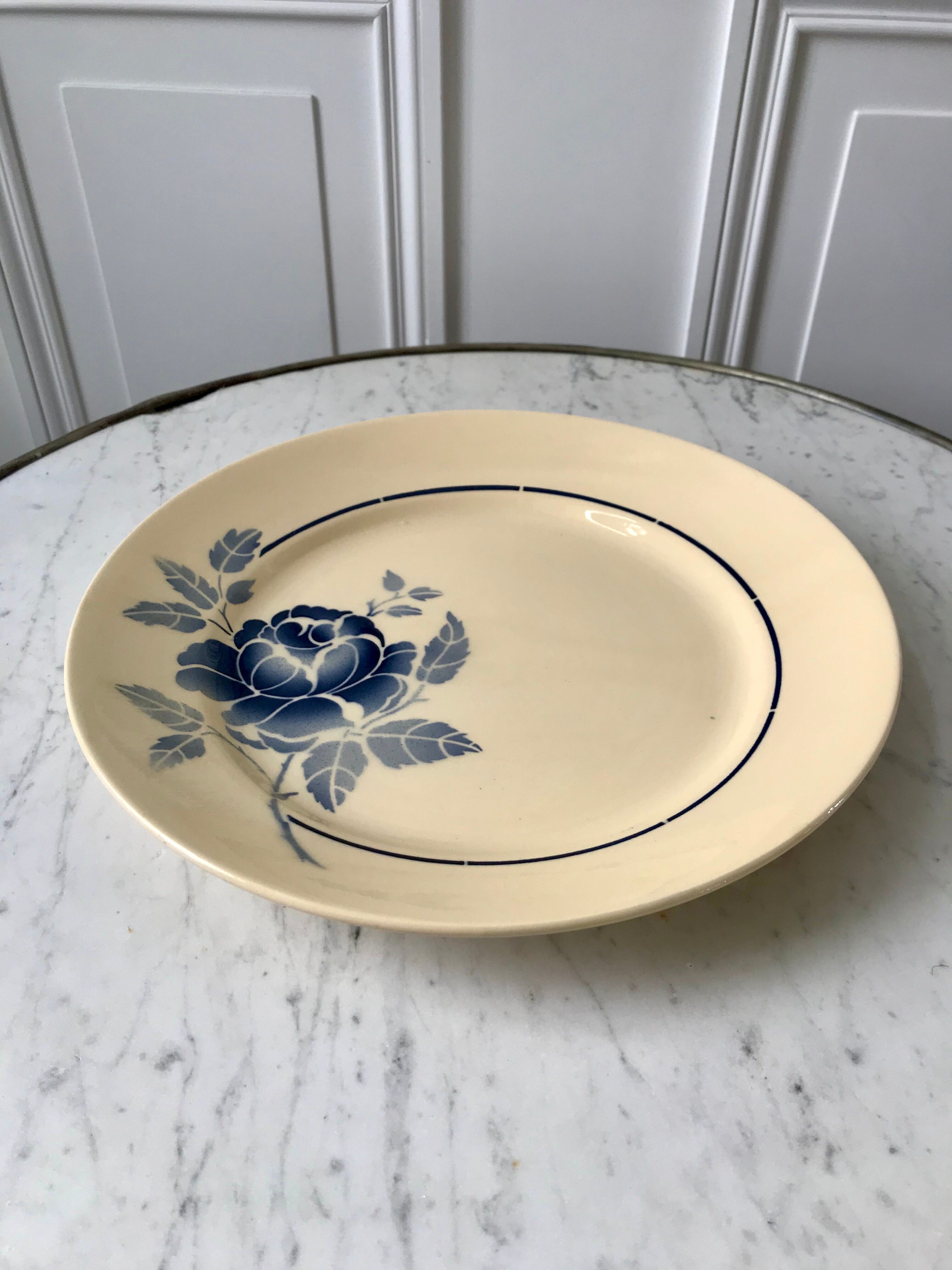 set of 4 dessert plates blue flowers Saint-Amand years 30-40