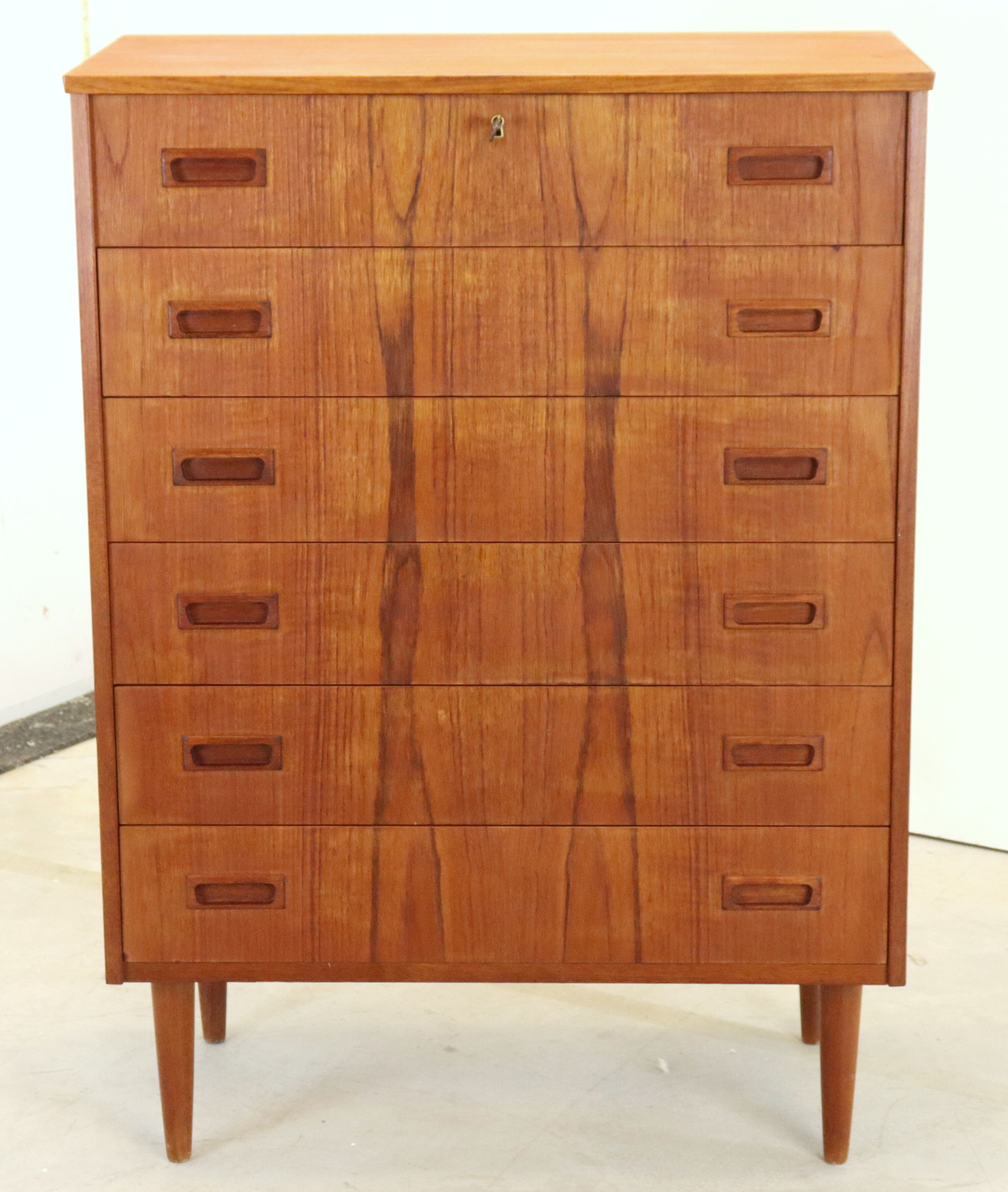 Danish high chest of drawers 'Skellebjerg' - Danish design mid century modern