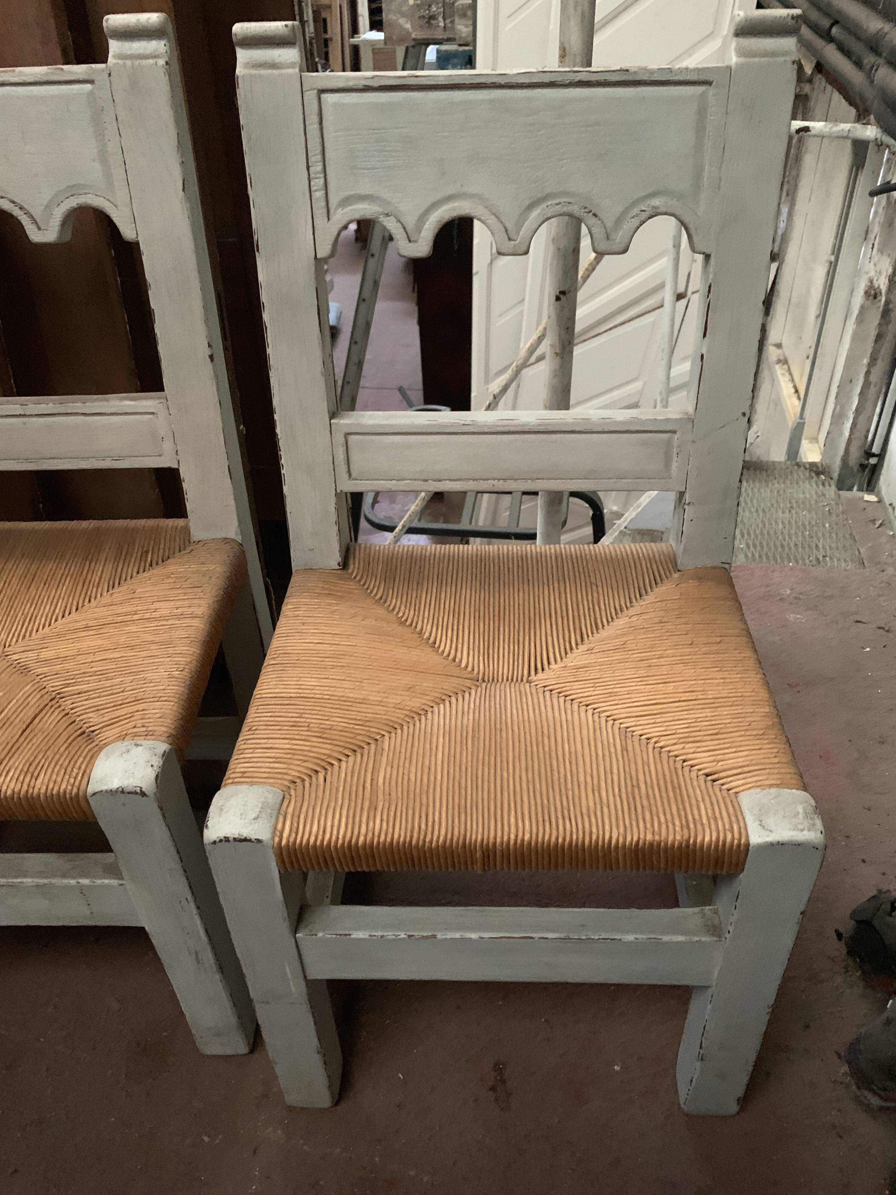 6 chaises rustiques peinte blanche année 1930