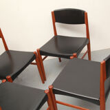 Set of 4 danish dining chairs in teak