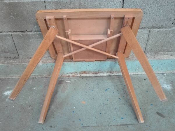 Table basse ou bureau vintage pieds compas