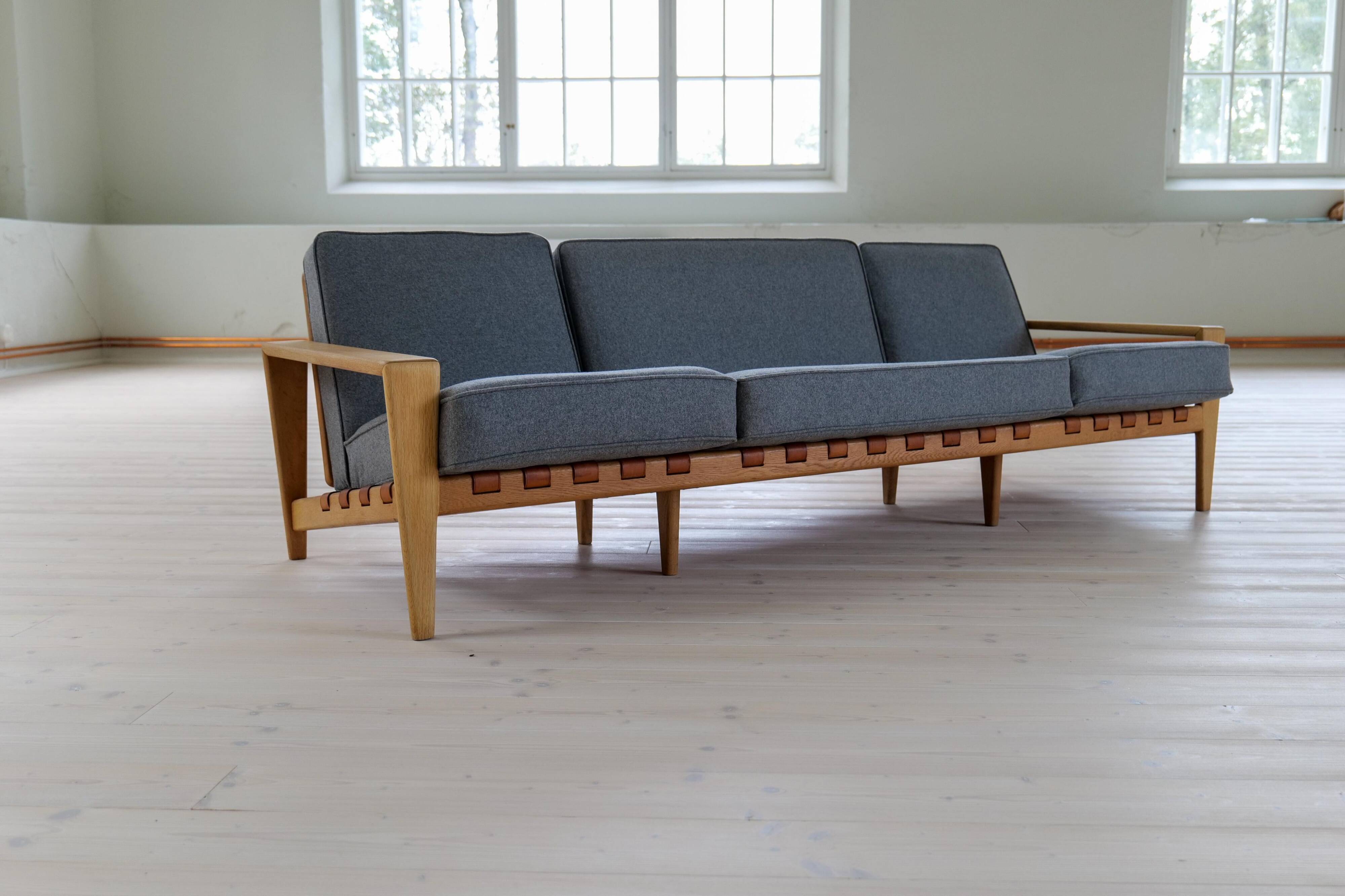 Large 1960s "Bodö" canapé in oak, leather and wool, Svante Skogh, Sweden