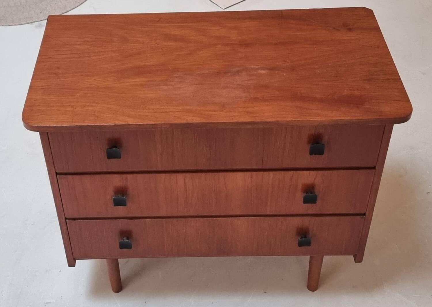 Mode à tiroirs du milieu du siècle