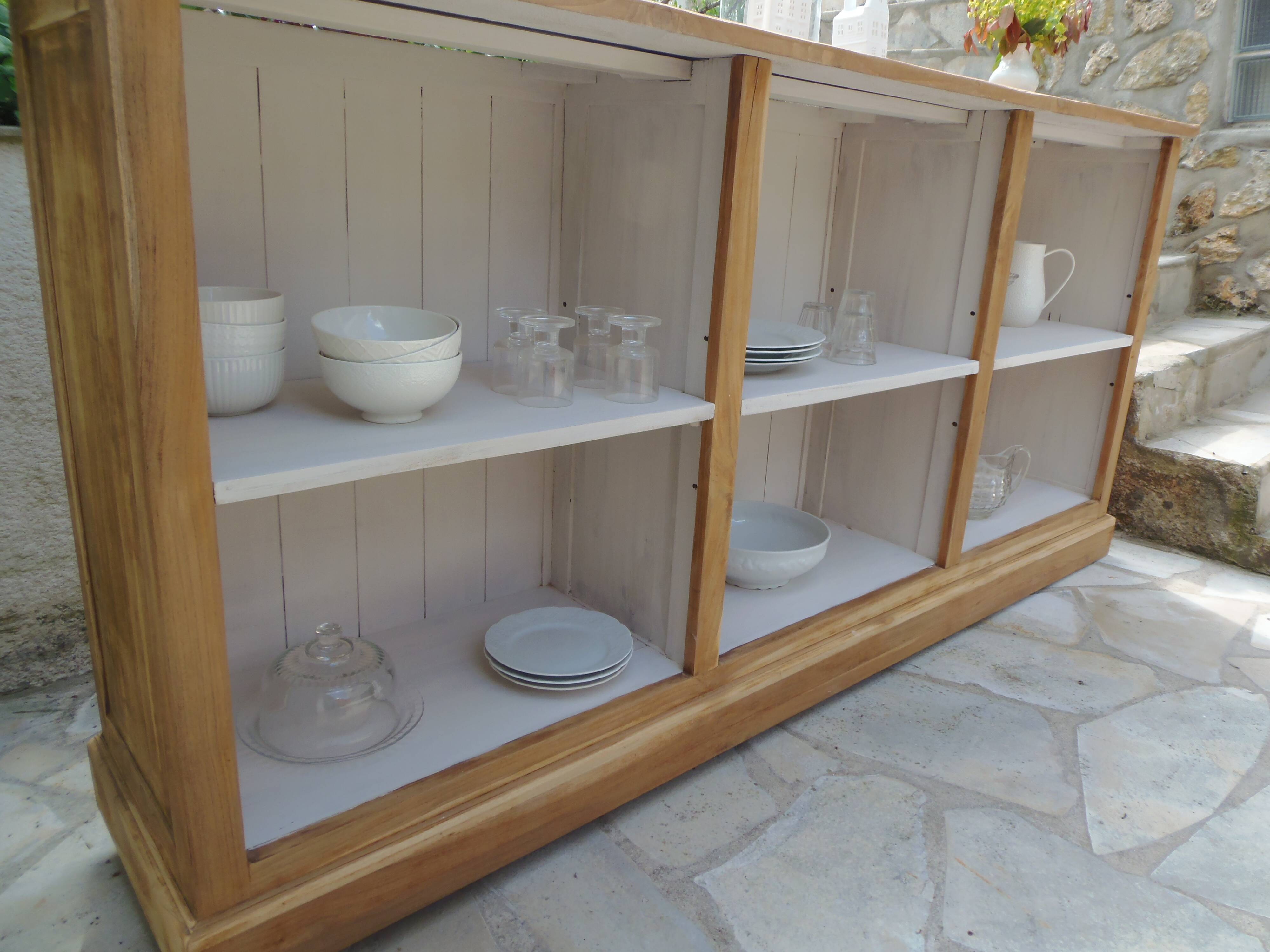 Raw wood craft furniture, pearl gray interior.