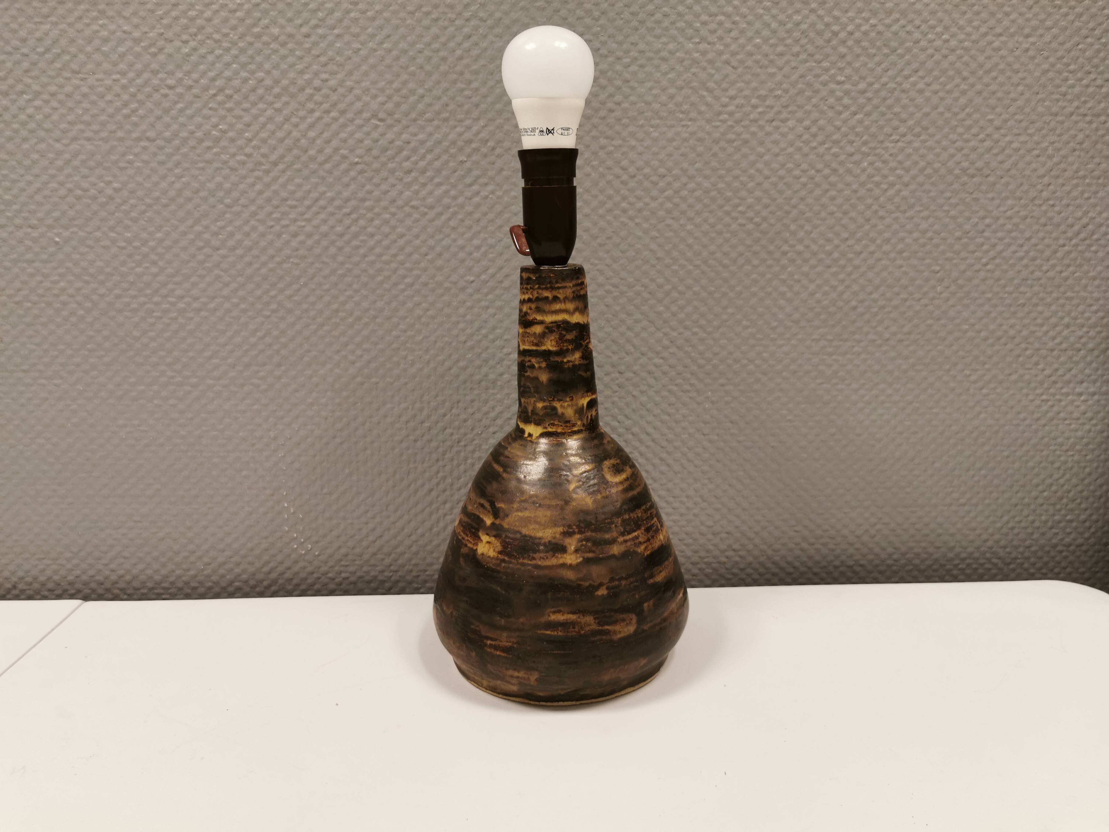 Table lamp in ceramic, Danish and from the 1960s-1970s.