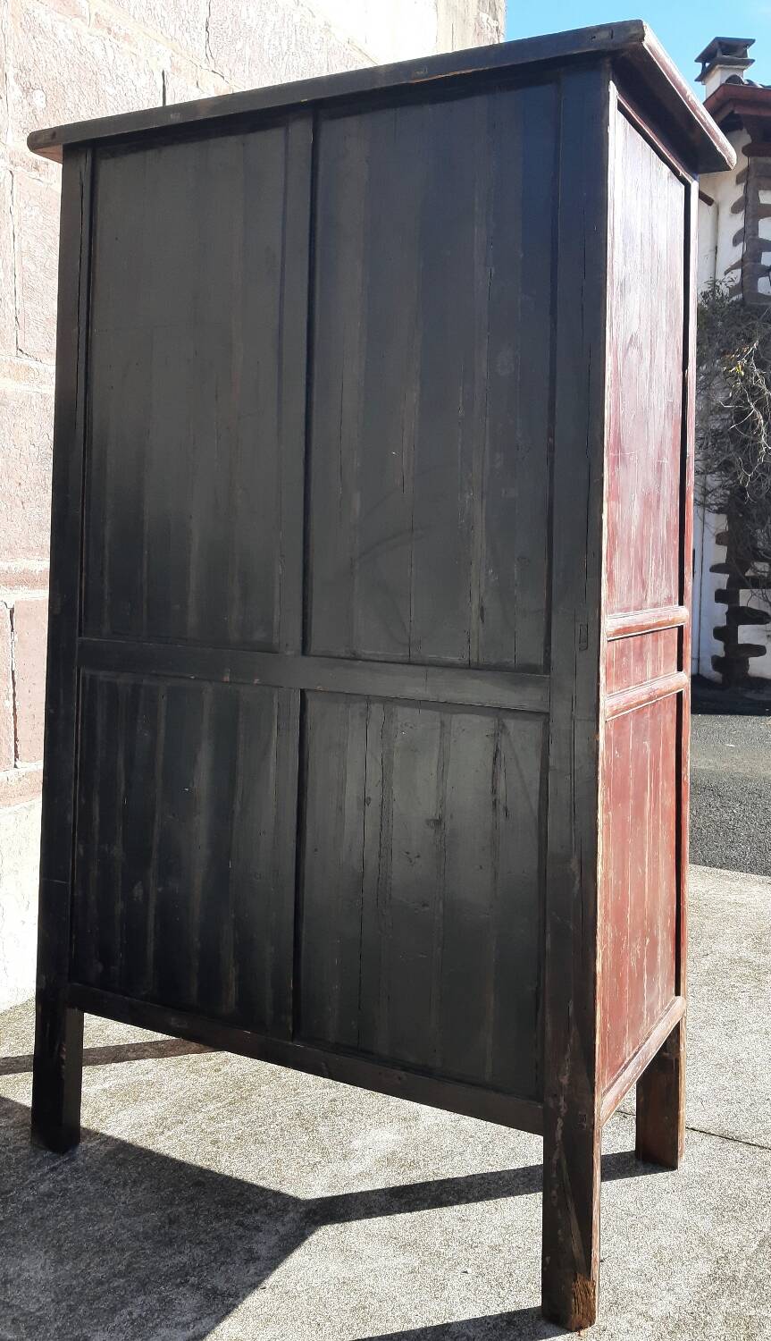 19th-century Chinese wardrobe (Height 2.6m)
