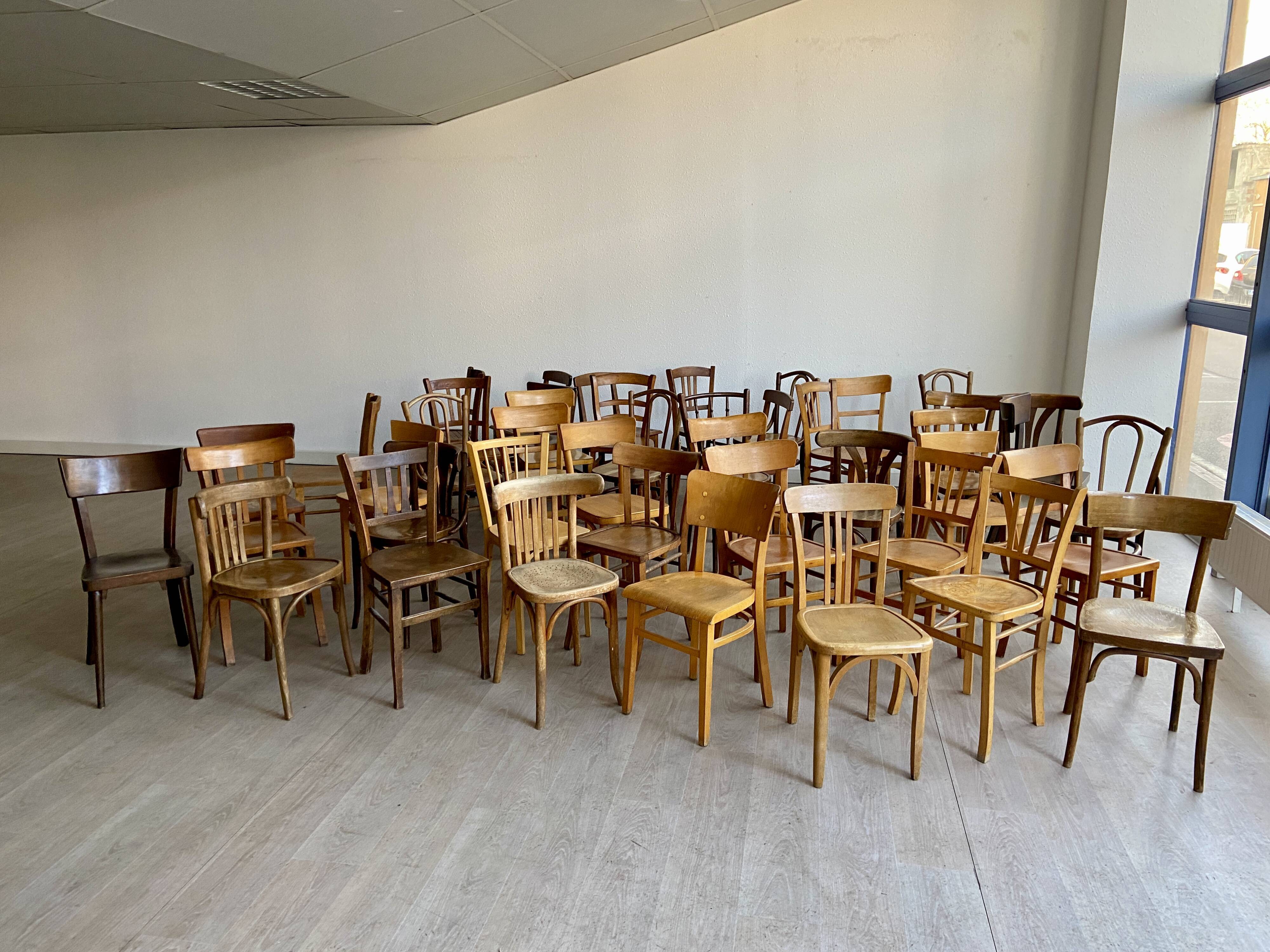 Set of 50 mismatched bistro chairs bentwood french Restaurant