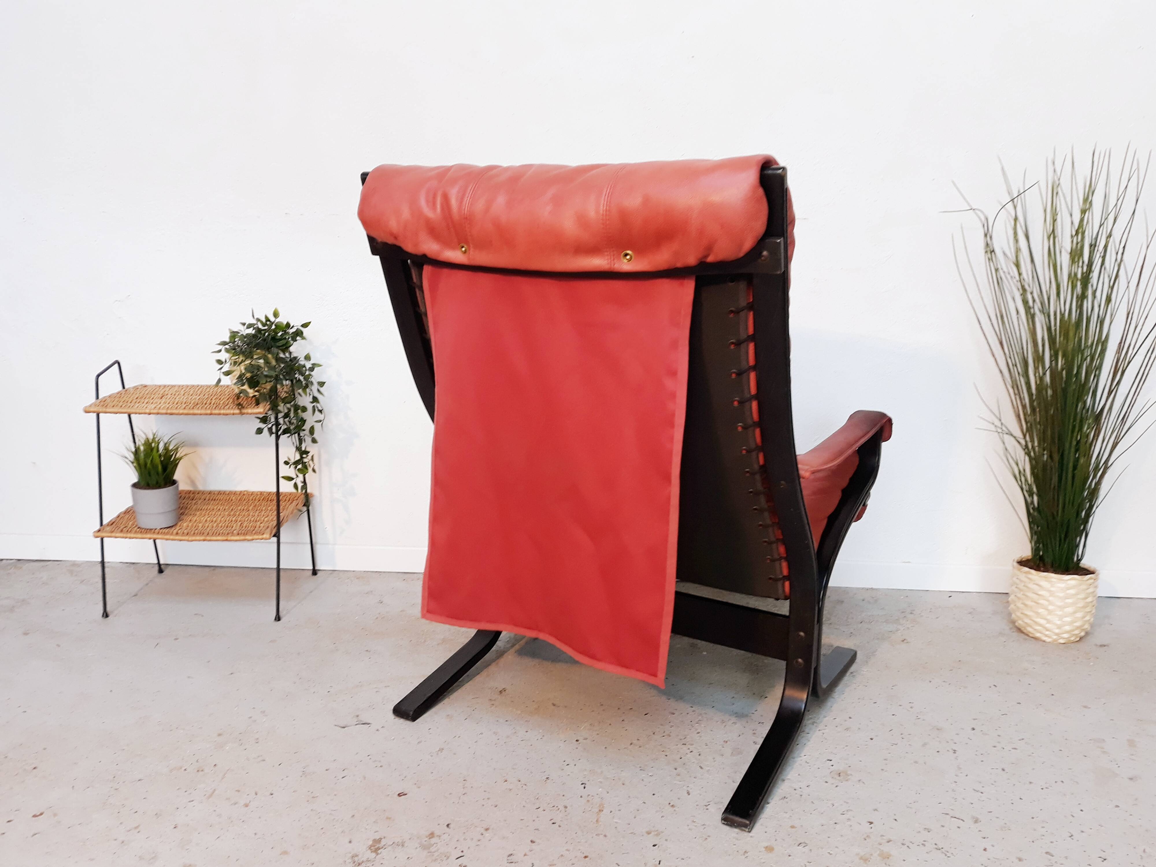 Vintage siesta armchair by Ingmar Relling