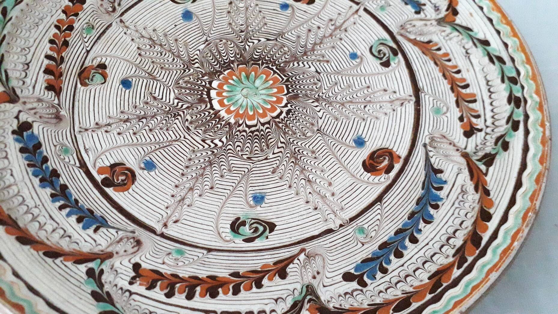 Horezu decorative plate