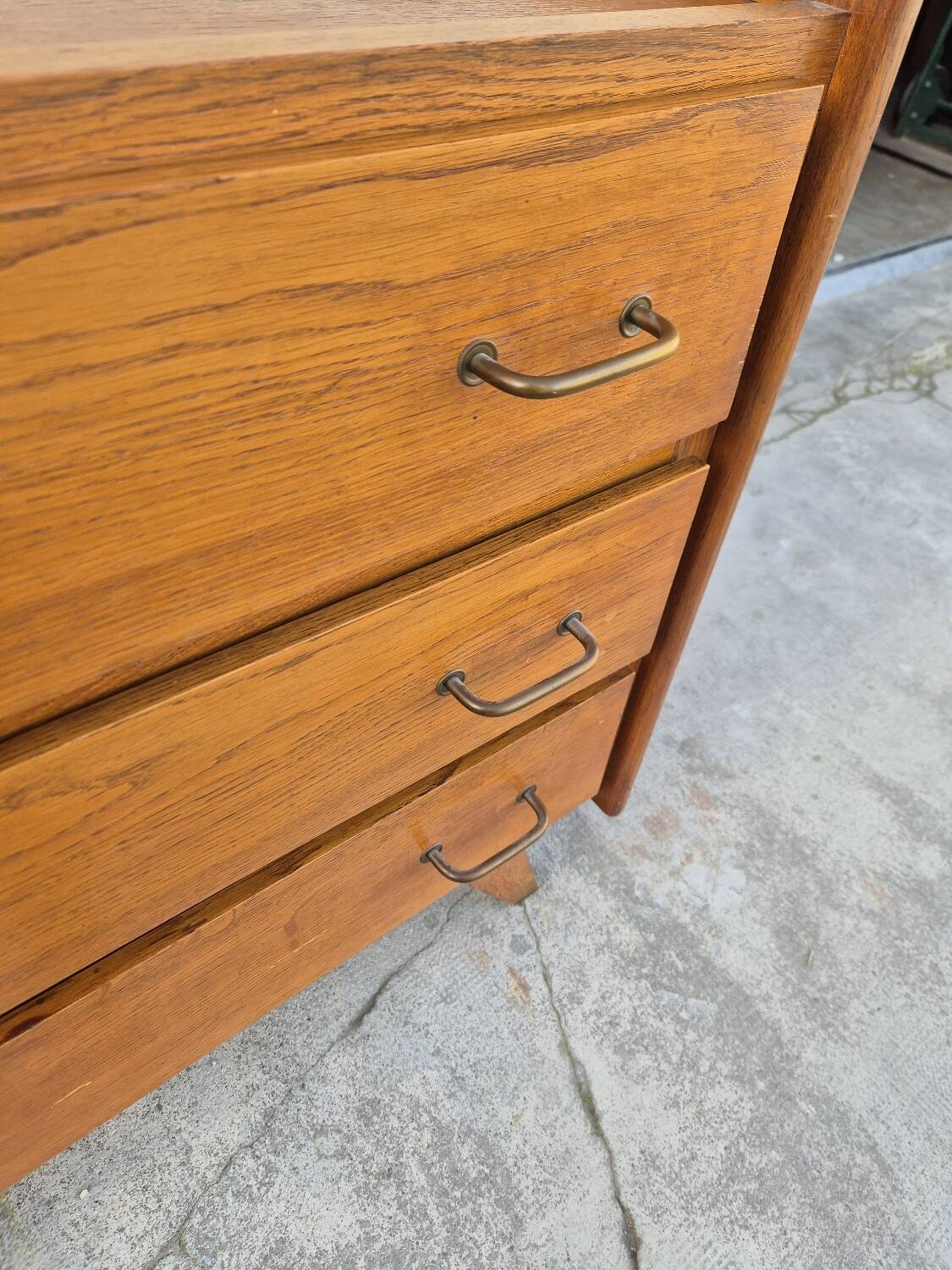 Commode vintage design pieds compas 1950s