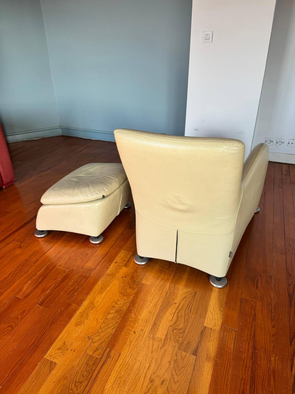 "Loge" armchairs & ottoman by Gérard Van den Berg for Montis, 1980s