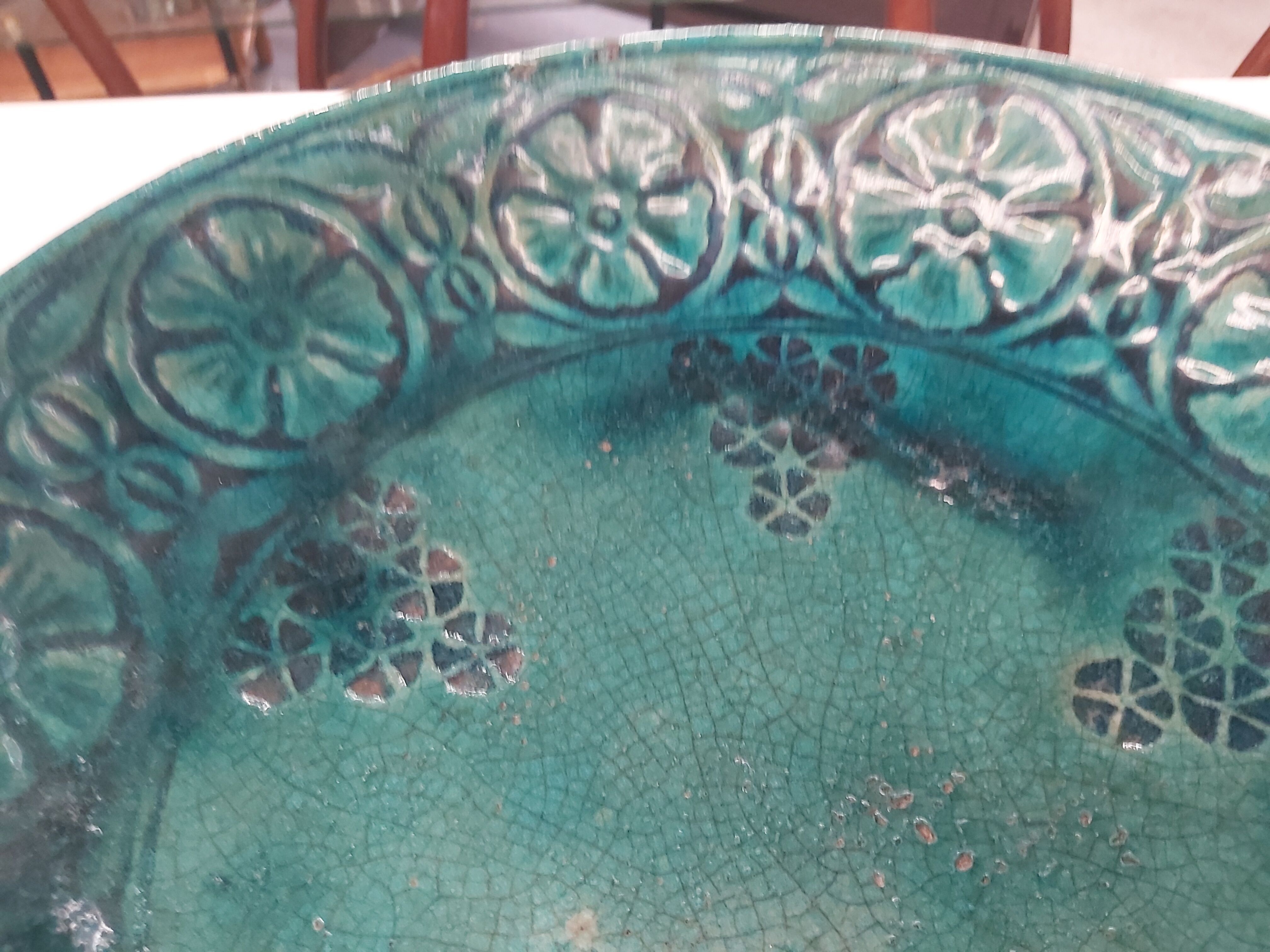 Cracked ceramic oriental cut