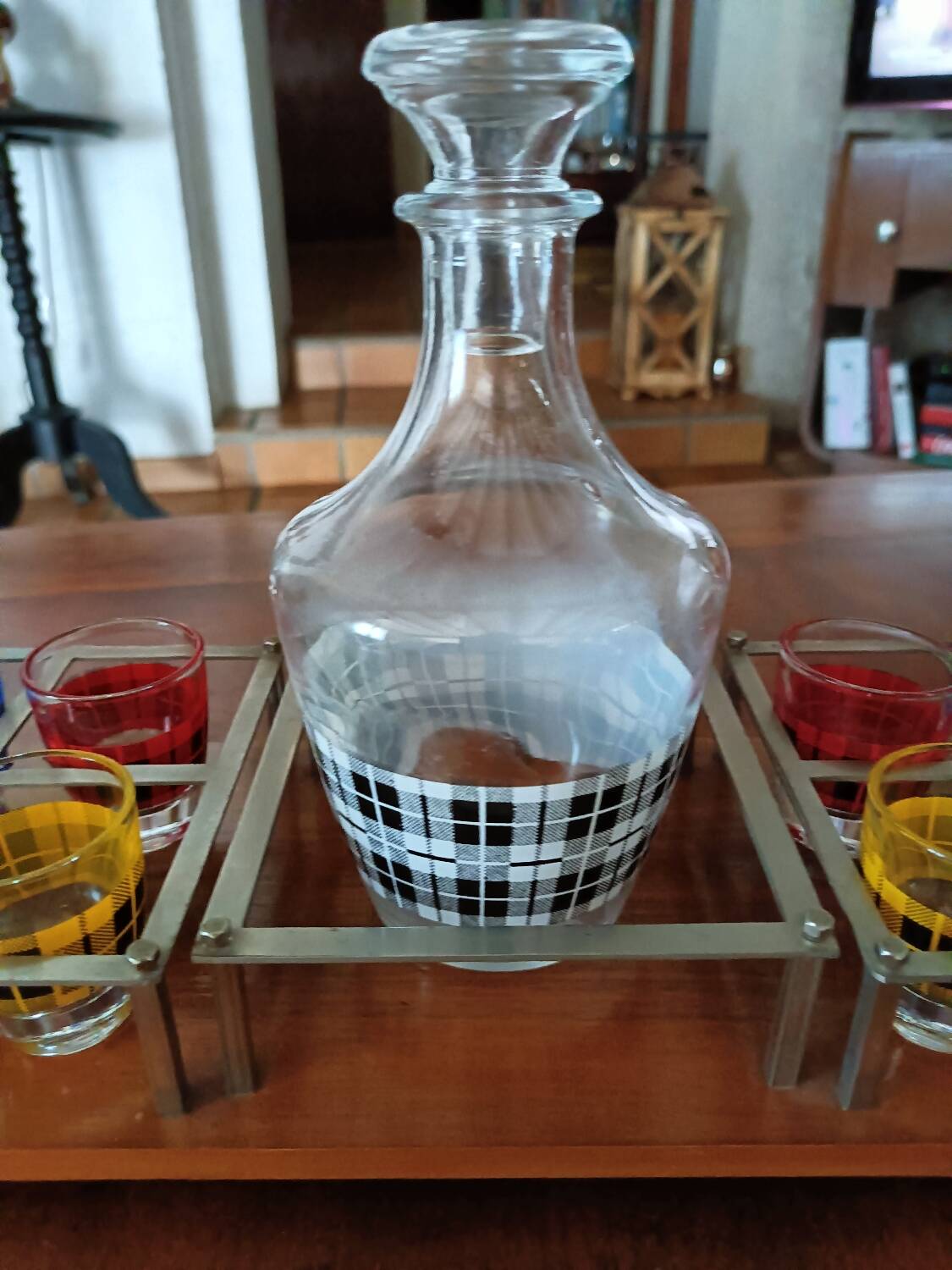 Tray and digestive service