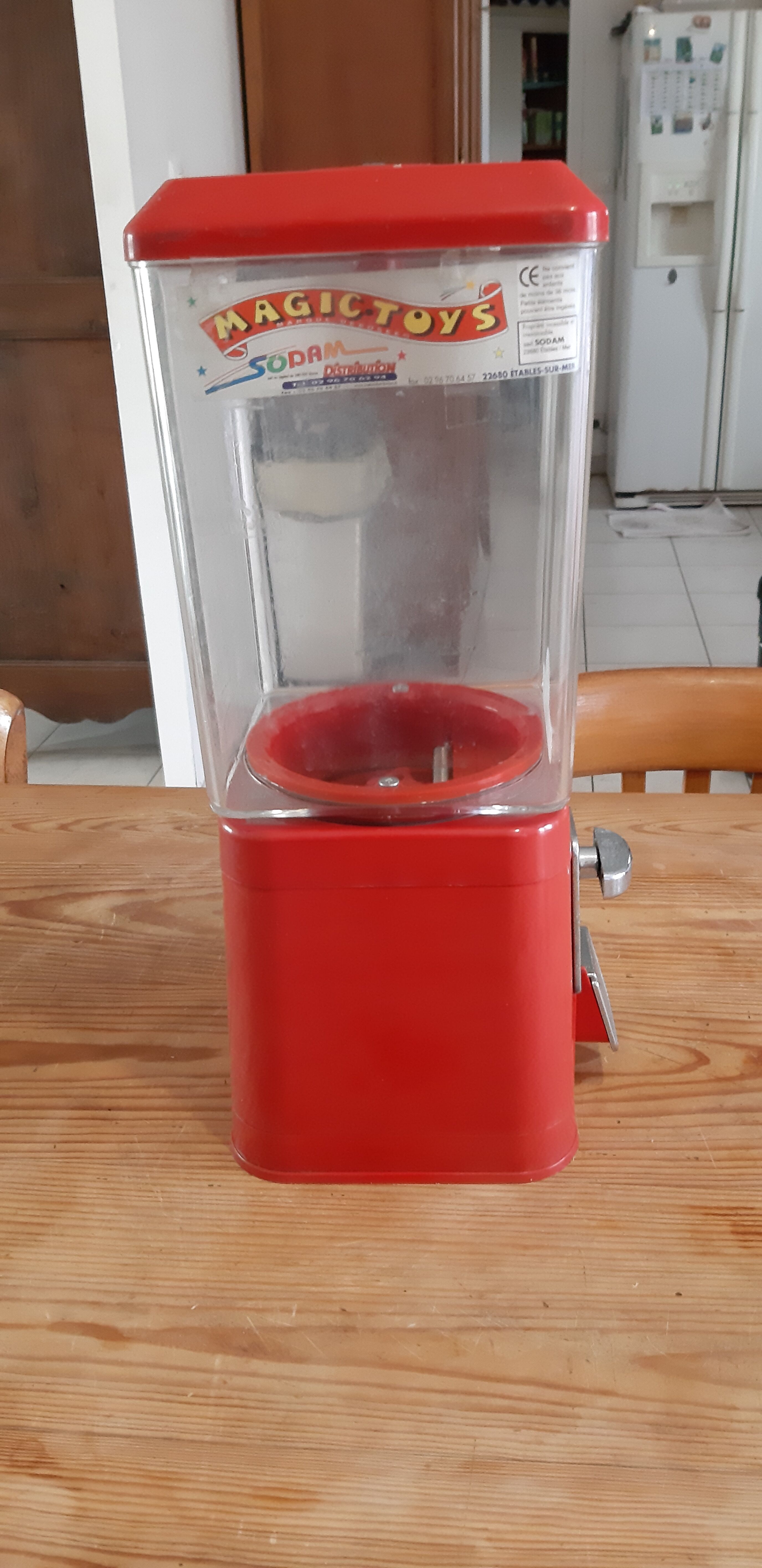 Brabo Candy Dispenser