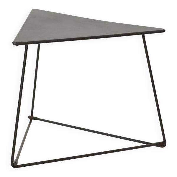 Table d'appoint triangulaire OTI Ikea par Niels Gammelgaard Circa 1980