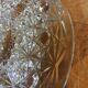 Plat apéritif vintage en verre moulé