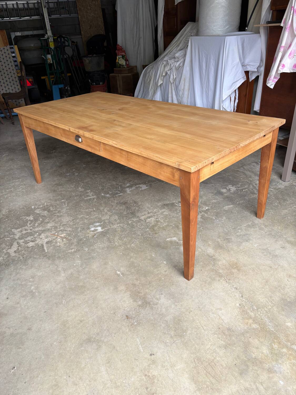 Farmhouse table