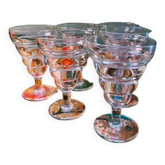 6 small stemmed glasses for an aperitif