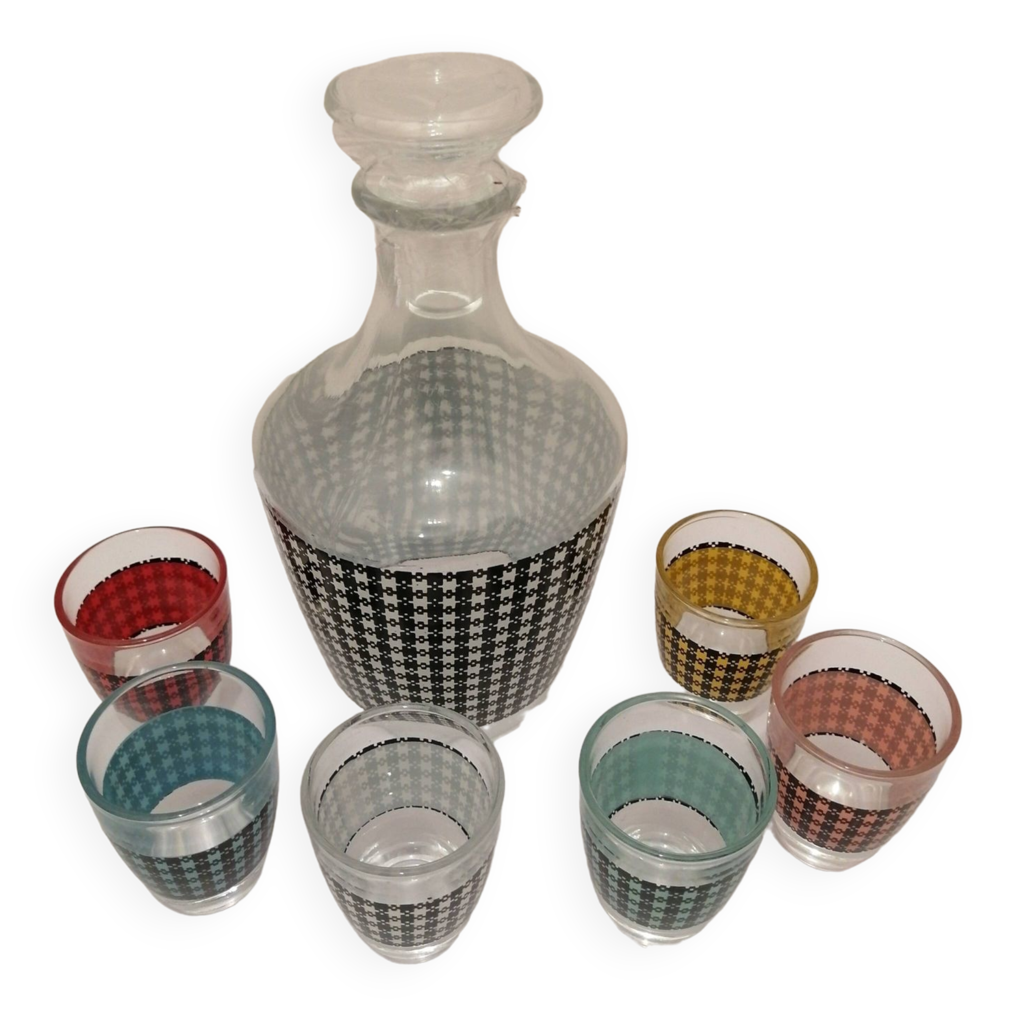 Vintage houndstooth liqueur carafe + 6 glasses
