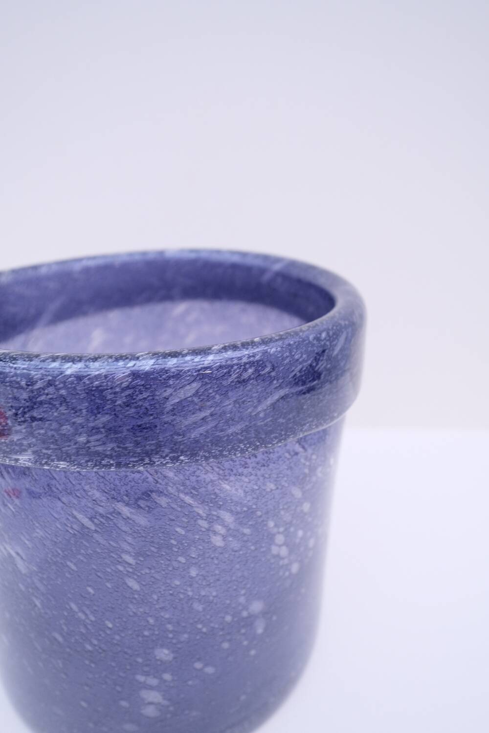Grand vase en verre soufflé bullé, France 1970