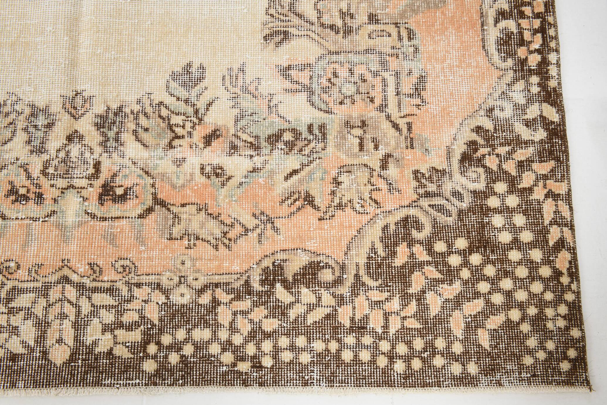 6x10 Shades Of Brown Beige Classic Vintage Rug, 174x303Cm SK 5112