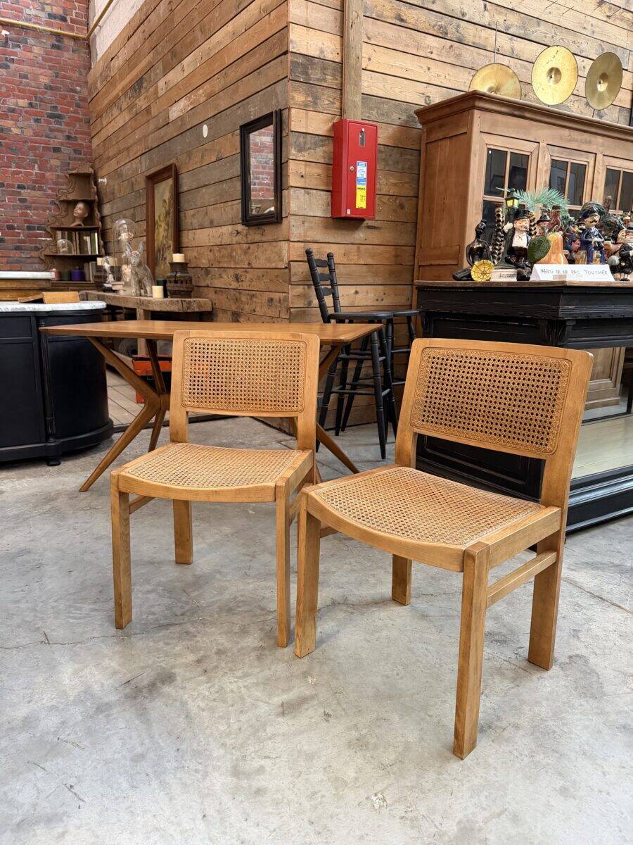 Paire de chaises cannées « Baumann »