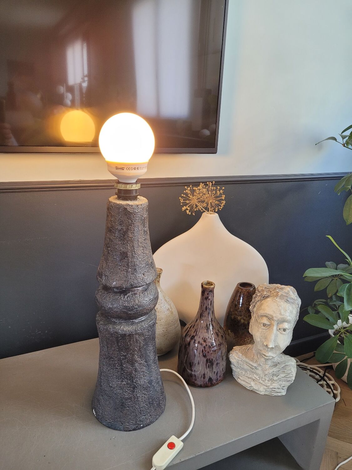 Vintage concrete lamp base