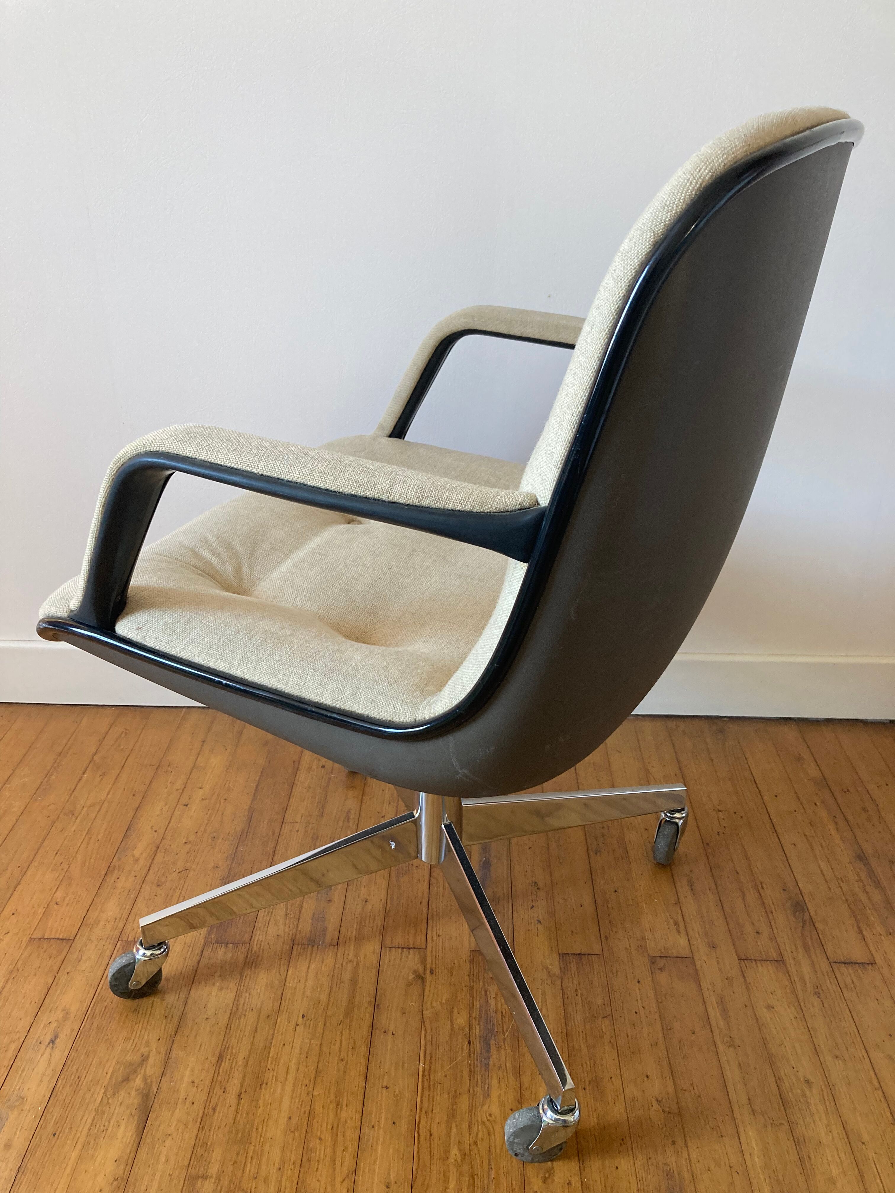 Randall Buck 451 Chair