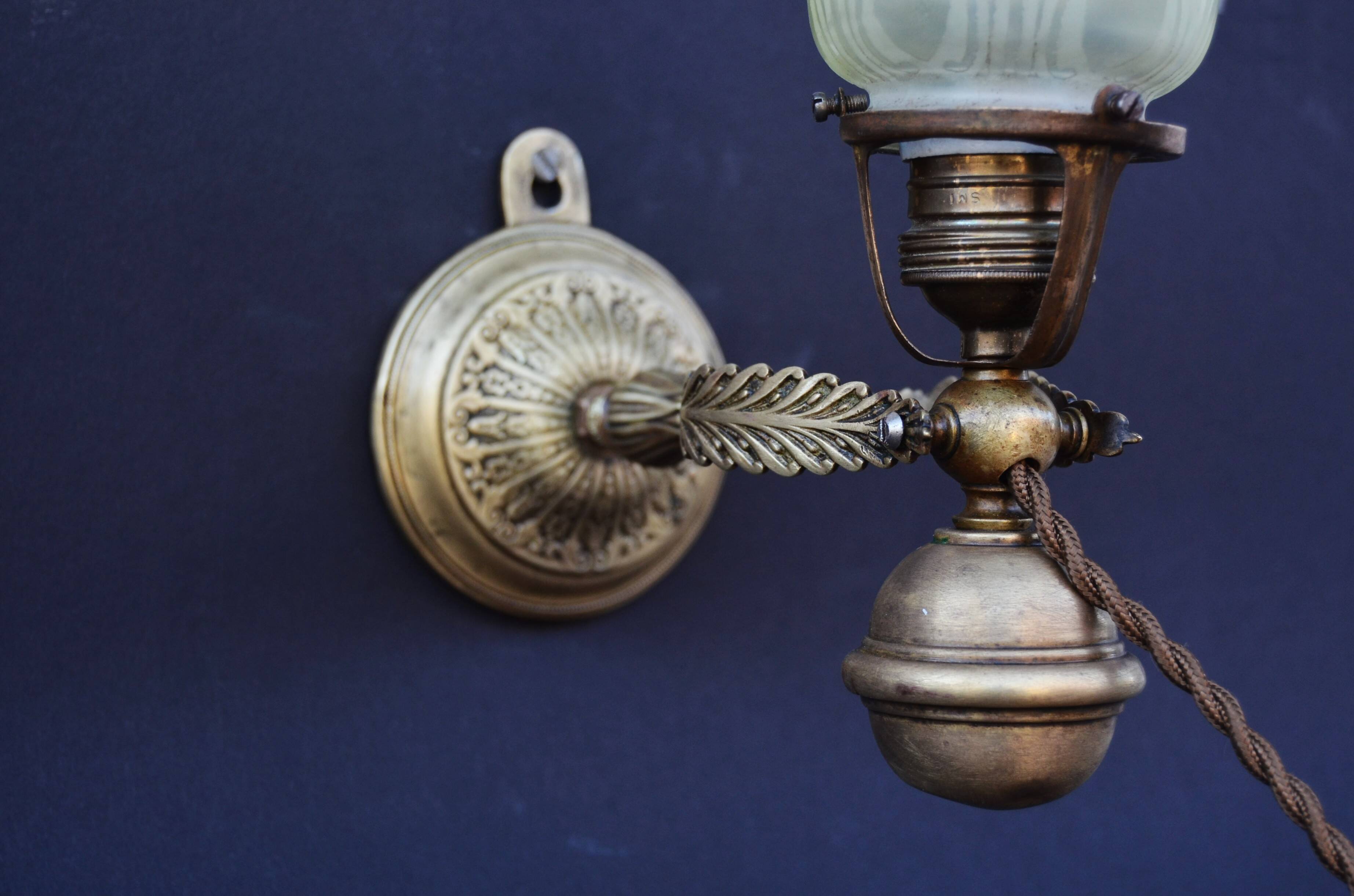 Antique Brass Gimbal Table Lamp Navy Ship Marine Massive Brass - Wall Light