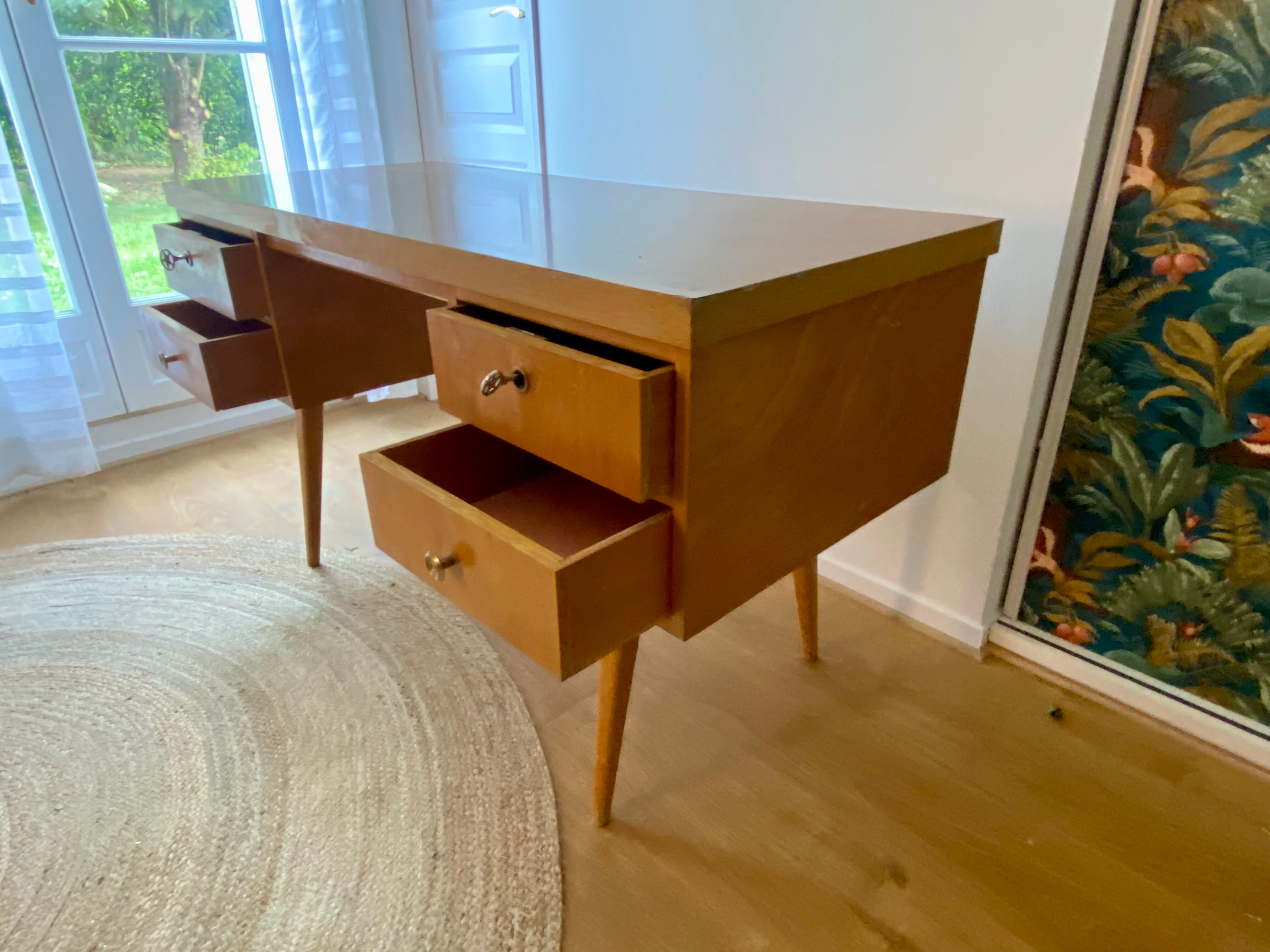 Desk feet compass 50s