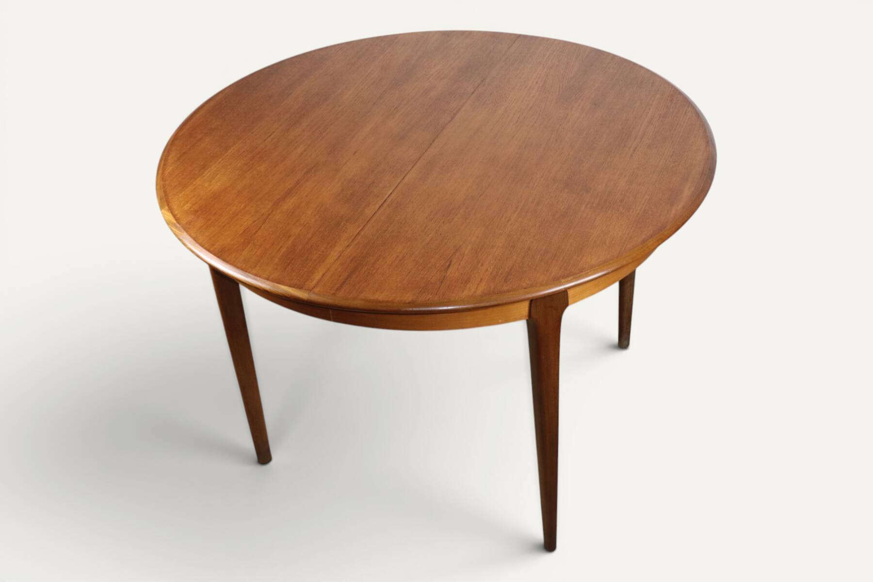 Scandinavian extendable dining table in teak - 1960s