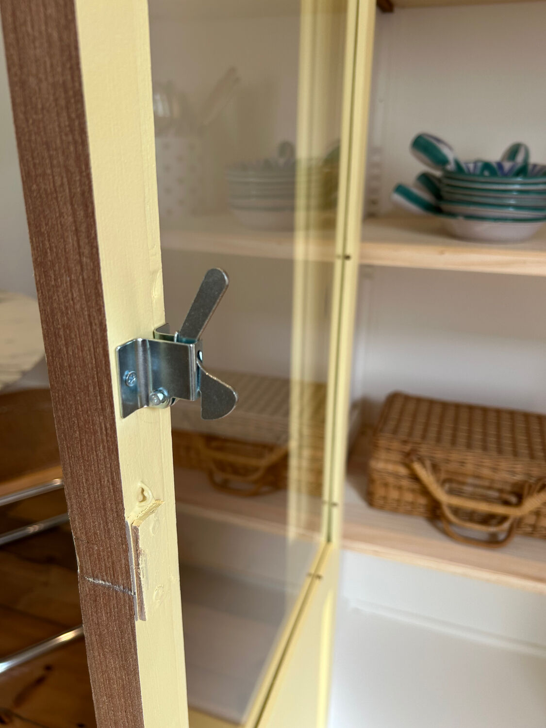 Art Deco glass cabinet (renovated)