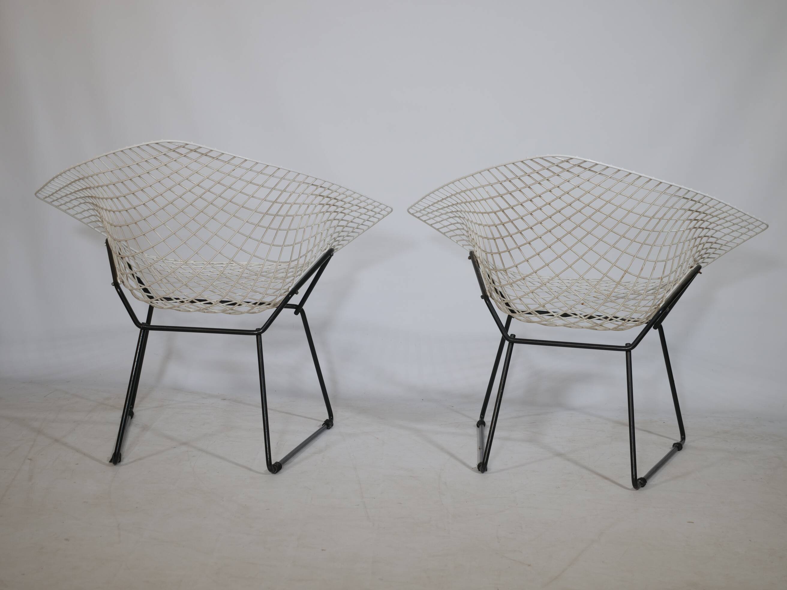 Diamond Chair by Harry Bertoia for Knoll, Set of 2, 1950s/60s Wire Lounge Chair