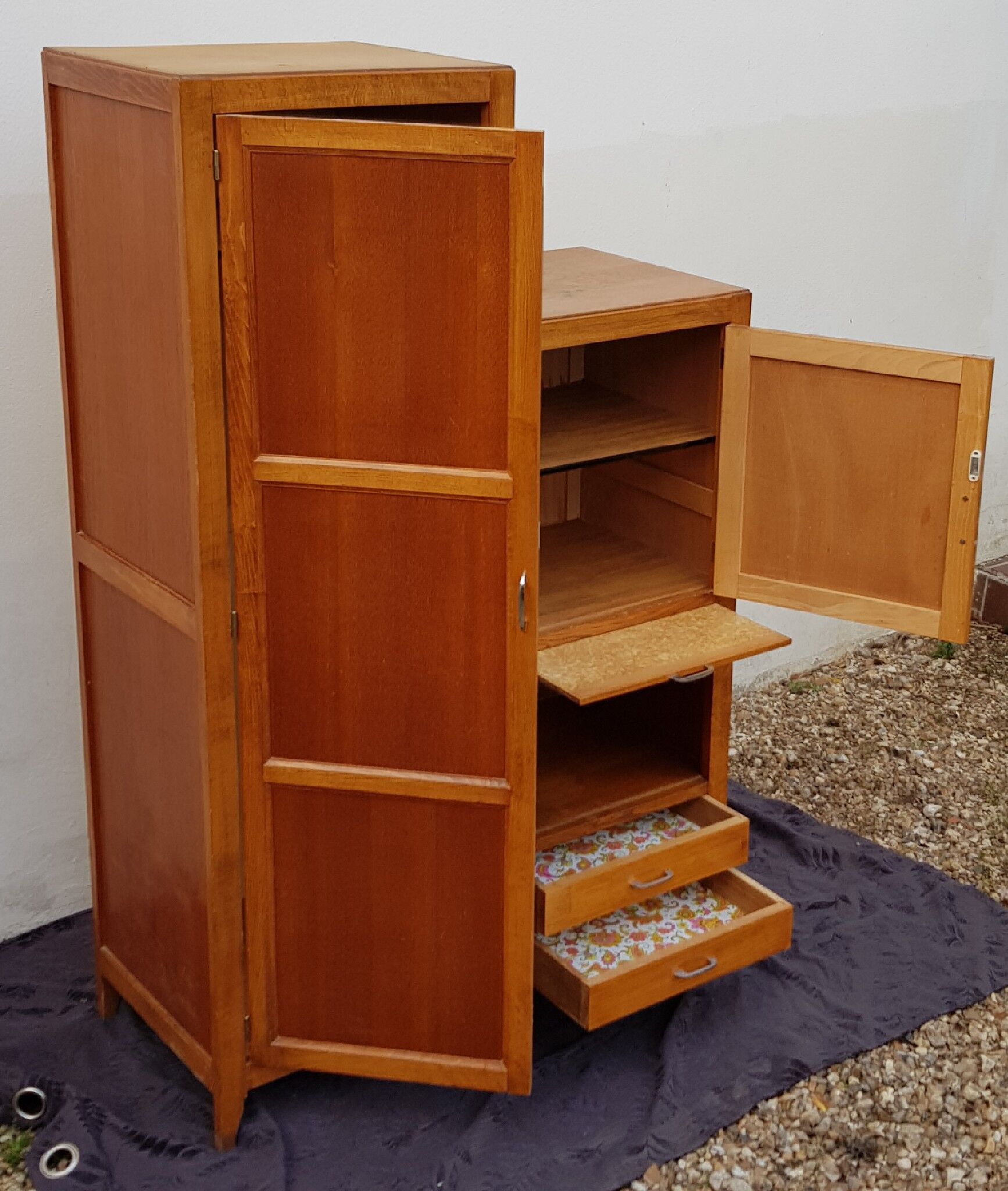 Cabinet staircase 1950
