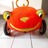 Old little toupee pedal car