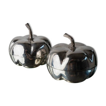 Ensemble vintage Christian Dior en argent massif : deux bols en métal avec couvercle et briquet intégré amovible, années 1970.