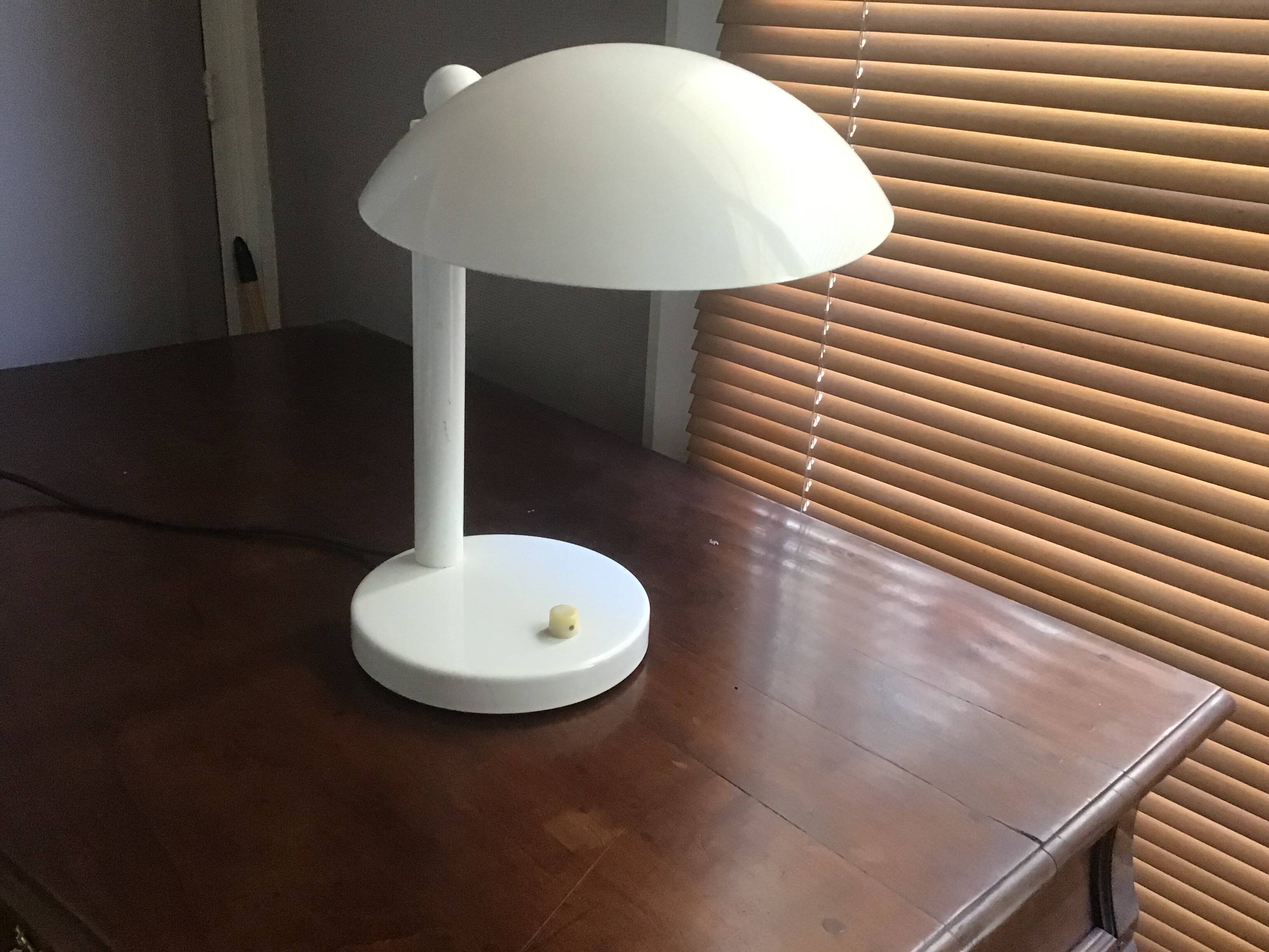 Lampe Marelli Studio Estiluz 1970