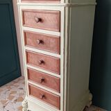 Chiffonnier revisited in almond green