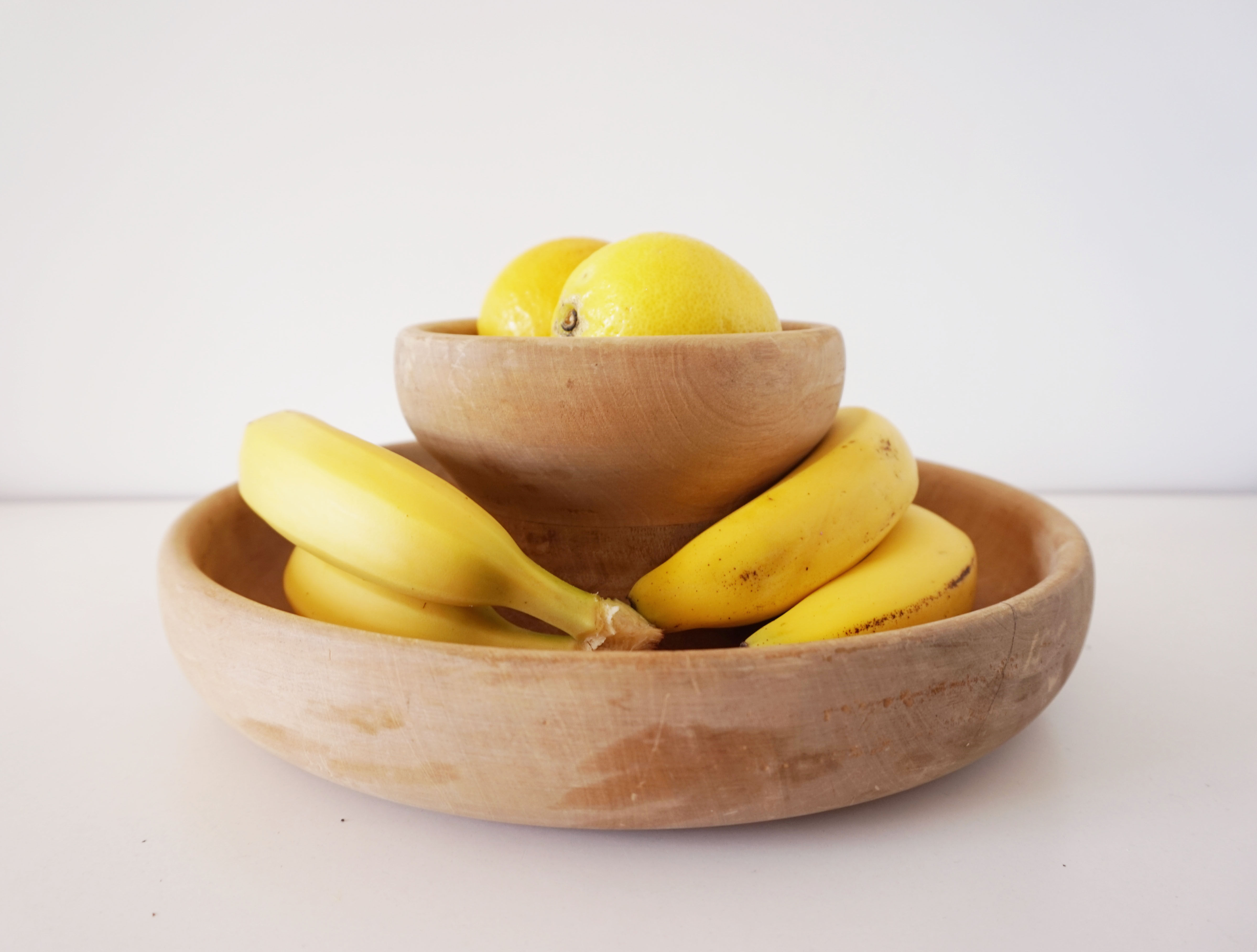 Raw solid wood fruit basket
