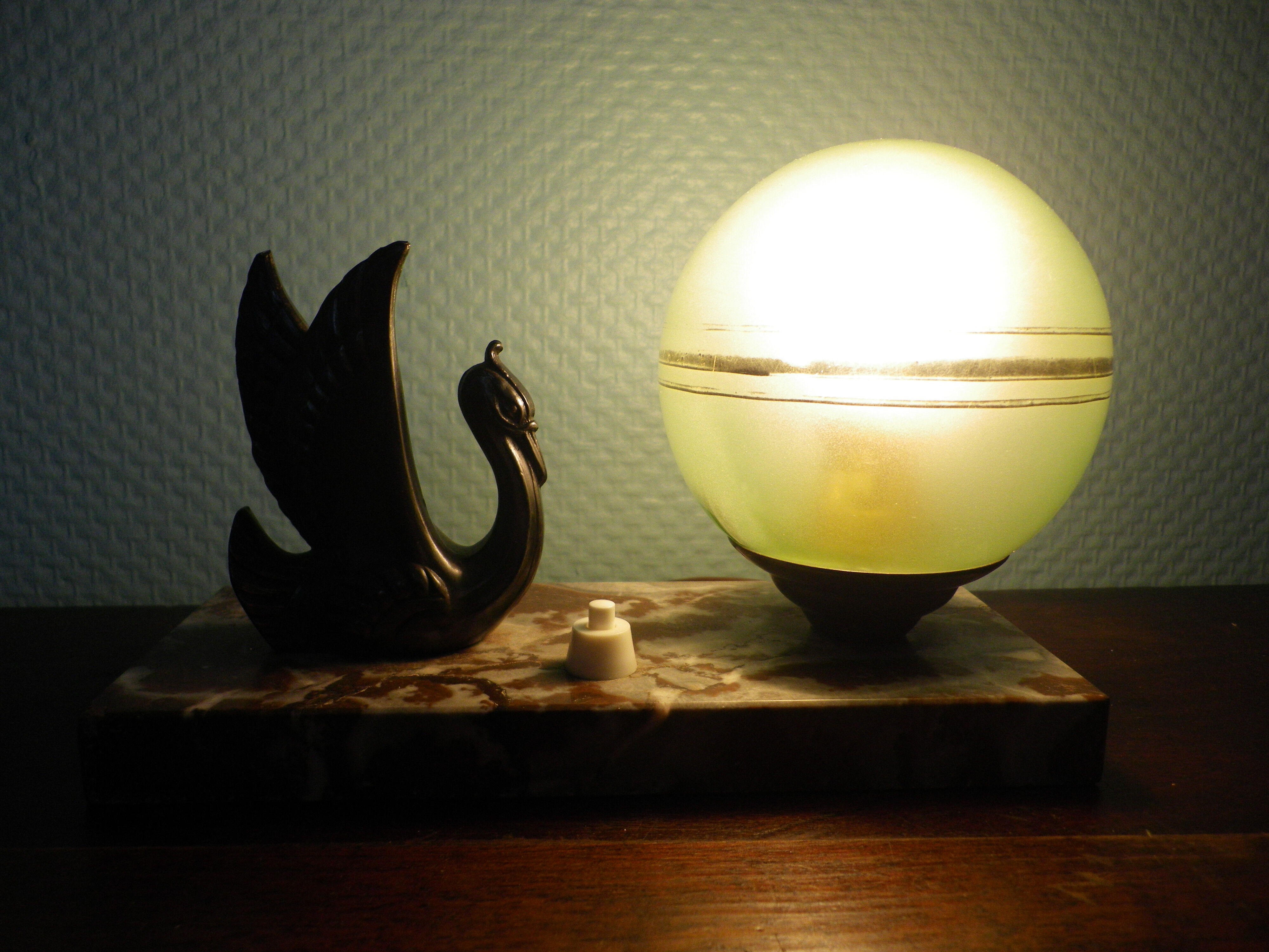 Table lamp, art deco, opaline, marble, bronze patinated metal, 30s/40s