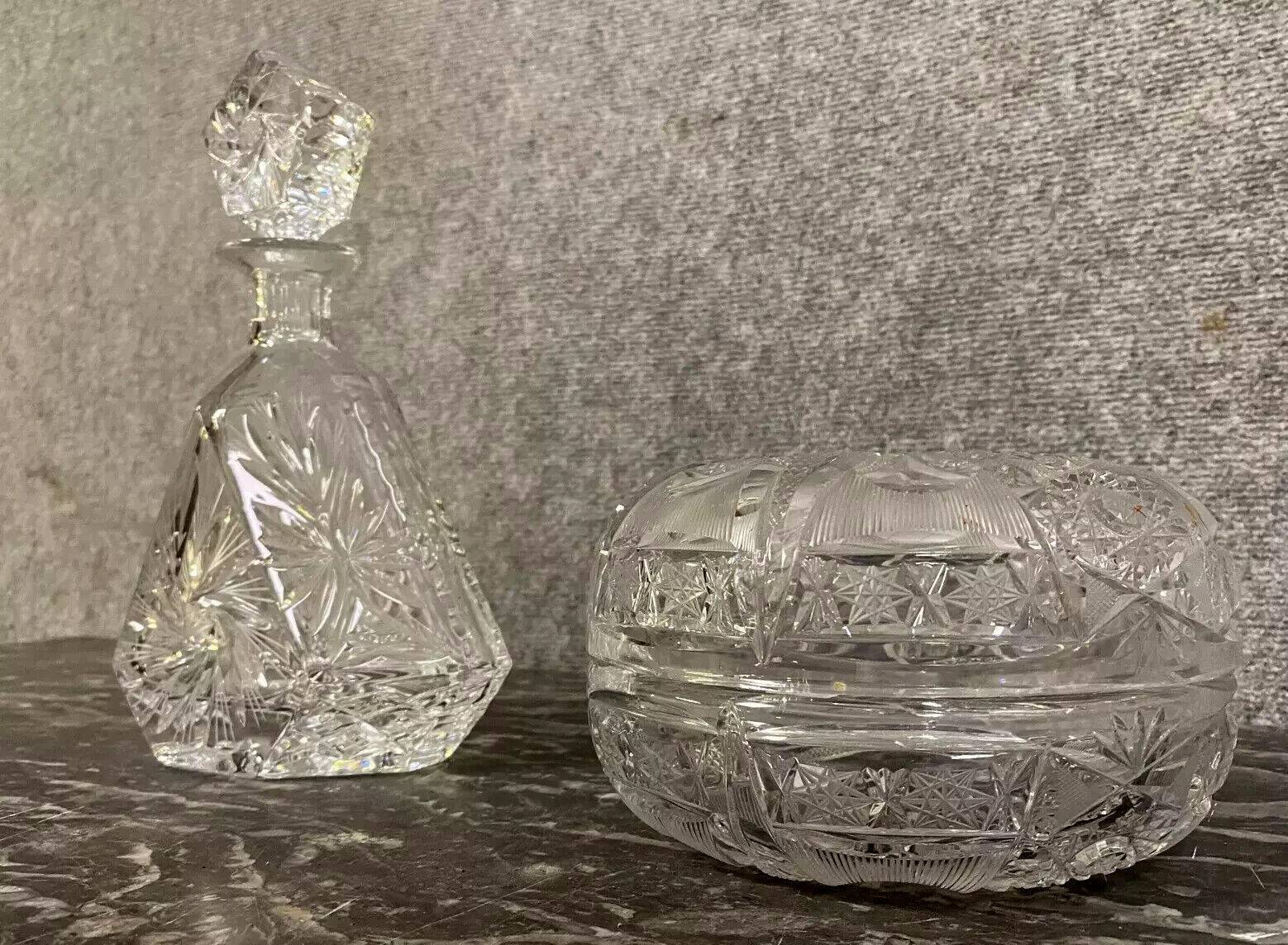 Magnificent series of 2 pieces in chiseled crystal art deco period