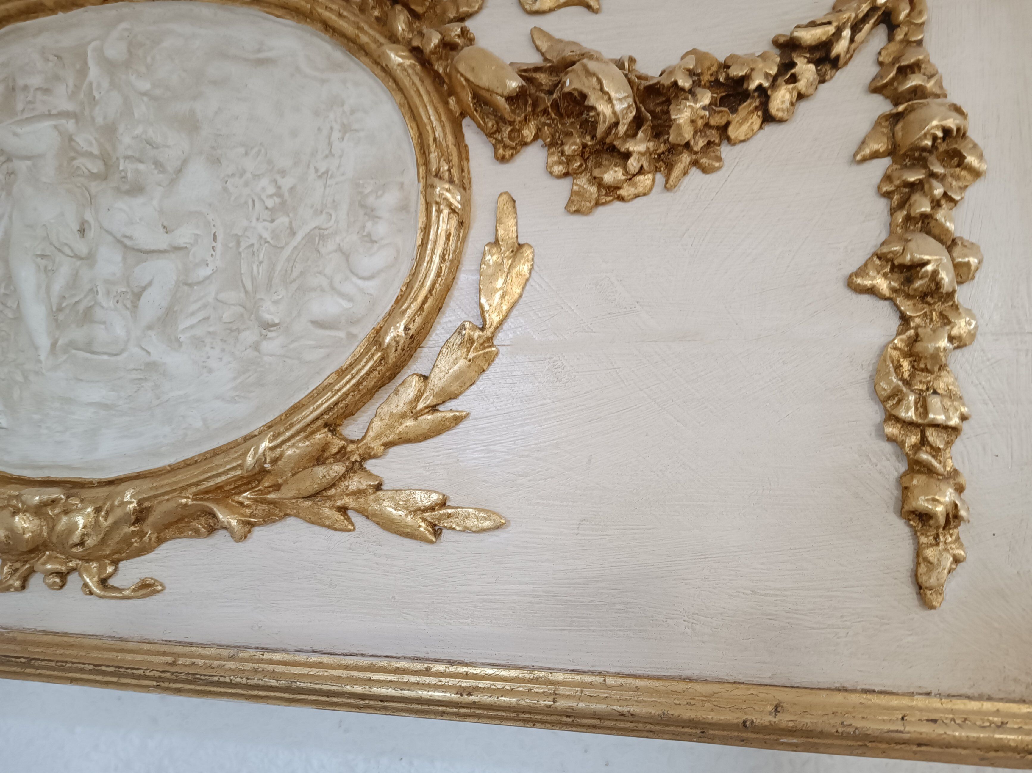 Top of door decorative paneau gilded wood