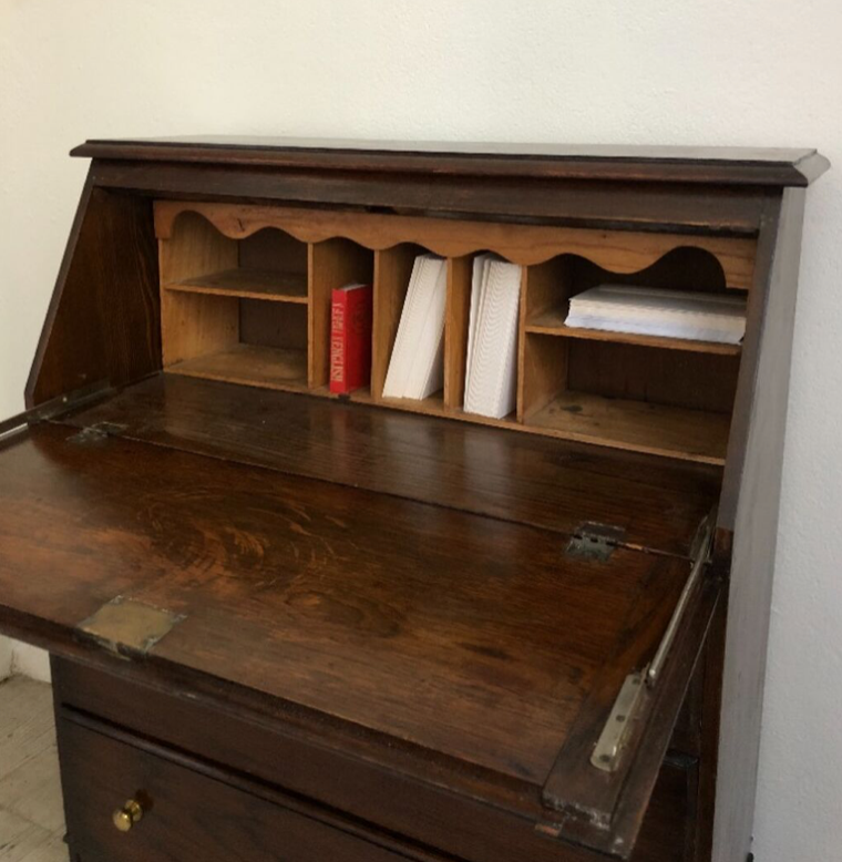 Writing chest of drawers