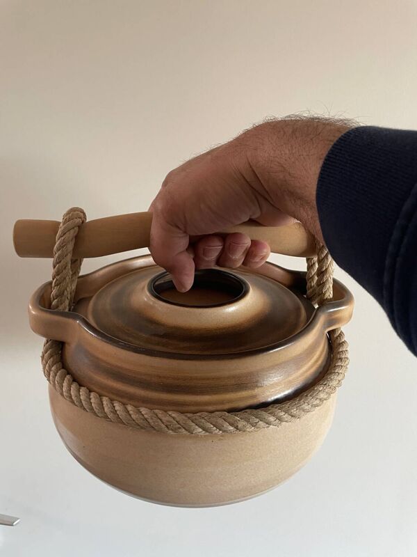 Soupière encordée en Grès  les potiers de L’Abbaye Salins les Bains